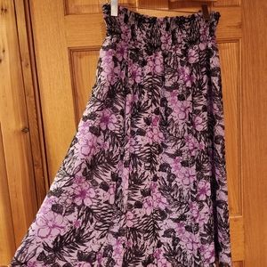 George 8-10 lined purple skirt. Very comfortable, light weight, lined.